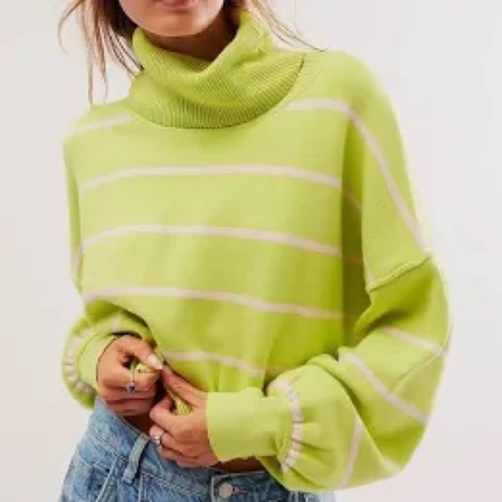 Free People // Lime Green Striped Turtleneck Sweater // cropped // Large